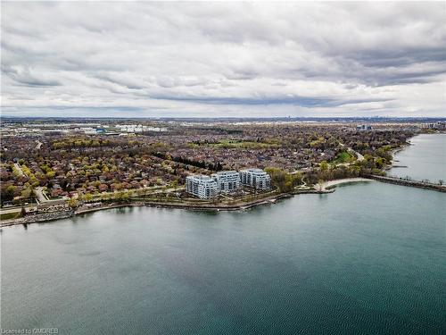 327-3500 Lakeshore Rd W, Oakville, ON - Outdoor With Body Of Water With View