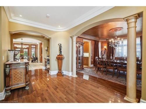 559 Golfview Court, Oakville, ON - Indoor