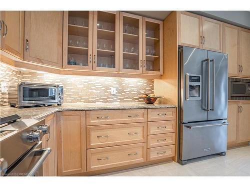 3101 Cornell Common, Oakville, ON - Indoor Photo Showing Kitchen