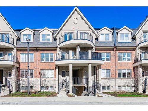 4-01-2420 Baronwood Drive, Oakville, ON - Outdoor With Facade