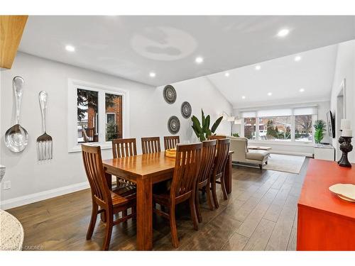 13 Boese Court, St. Catharines, ON - Indoor Photo Showing Dining Room