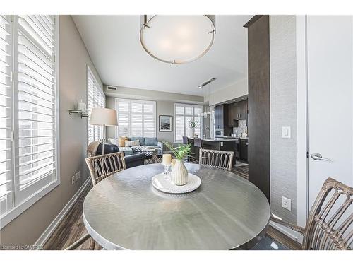 404-457 Plains Road E, Burlington, ON - Indoor Photo Showing Dining Room