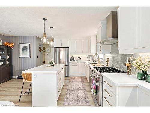 78 Connor Avenue, Collingwood, ON - Indoor Photo Showing Kitchen With Upgraded Kitchen