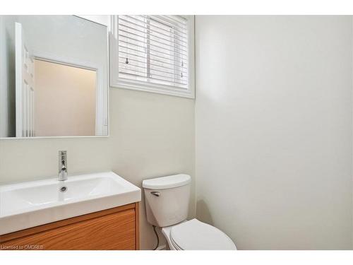 2453 Old Brompton Way, Oakville, ON - Indoor Photo Showing Bathroom