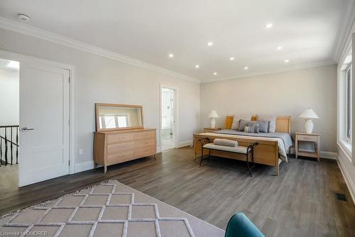 1211 Pinegrove Road, Oakville, ON - Indoor Photo Showing Bedroom