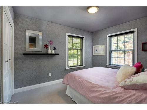 3020 First Street, Burlington, ON - Indoor Photo Showing Bedroom