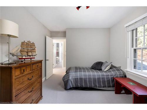 3020 First Street, Burlington, ON - Indoor Photo Showing Bedroom