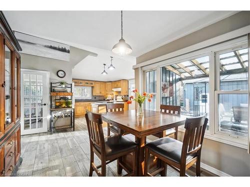 46 Main Street S, Acton, ON - Indoor Photo Showing Dining Room