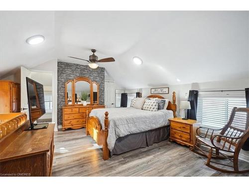 46 Main Street S, Acton, ON - Indoor Photo Showing Bedroom