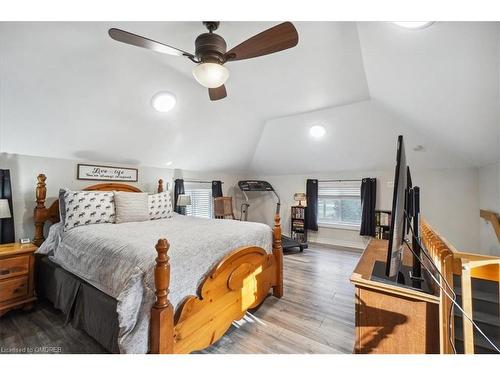 46 Main Street S, Acton, ON - Indoor Photo Showing Bedroom