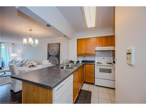 225 Merton Street, Toronto, ON - Indoor Photo Showing Kitchen With Double Sink