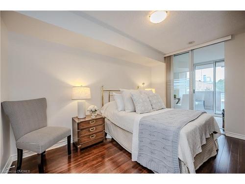 225 Merton Street, Toronto, ON - Indoor Photo Showing Bedroom