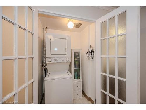 225 Merton Street, Toronto, ON - Indoor Photo Showing Laundry Room