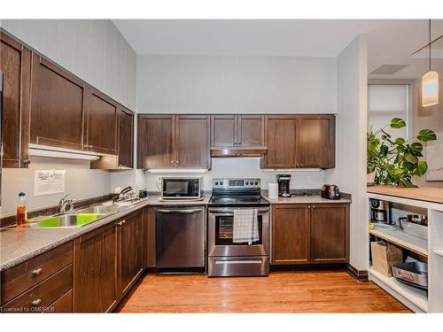 225 Merton Street, Toronto, ON - Indoor Photo Showing Kitchen With Double Sink