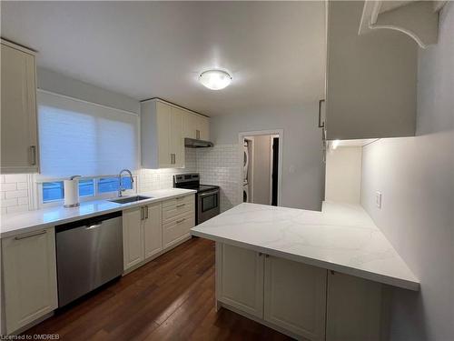 Upper-760 Brucedale Avenue E, Hamilton, ON - Indoor Photo Showing Kitchen With Stainless Steel Kitchen With Upgraded Kitchen