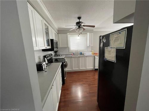 1 Bdrm-86 Commerford Street, Thorold, ON - Indoor Photo Showing Kitchen