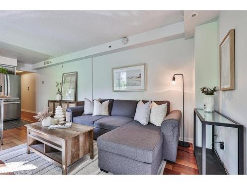 1233B-22 Laidlaw Street, Toronto, ON - Indoor Photo Showing Living Room