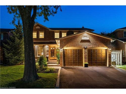 1364 Windrush Drive, Oakville, ON - Outdoor