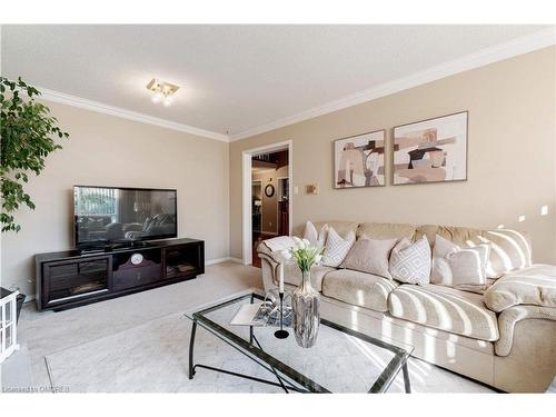 1364 Windrush Drive, Oakville, ON - Indoor Photo Showing Living Room