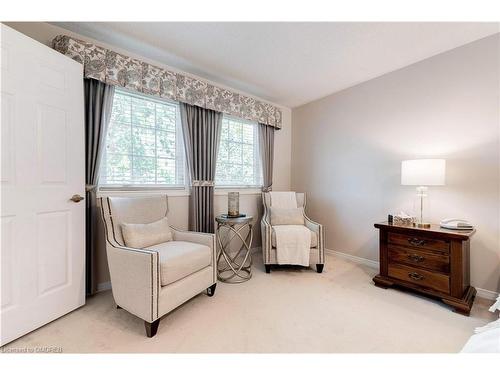 1364 Windrush Drive, Oakville, ON - Indoor Photo Showing Bedroom