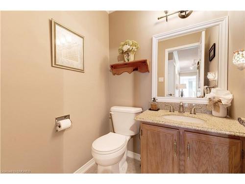 1364 Windrush Drive, Oakville, ON - Indoor Photo Showing Bathroom