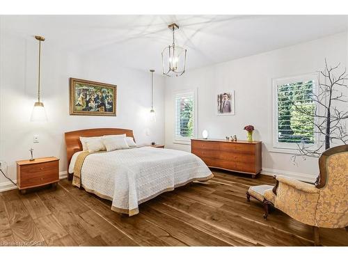 26 Turi Drive, Glanbrook, ON - Indoor Photo Showing Bedroom