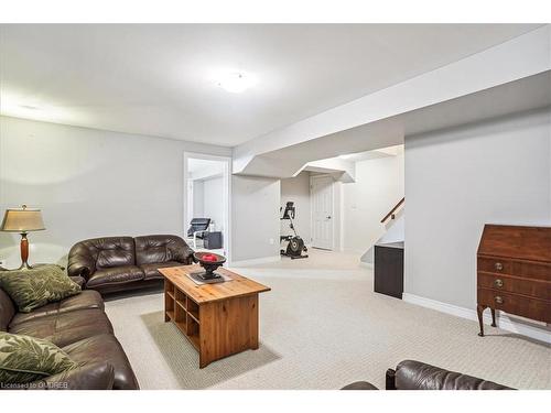 26 Turi Drive, Glanbrook, ON - Indoor Photo Showing Other Room