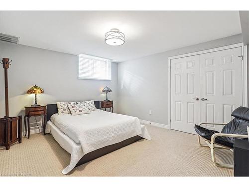 26 Turi Drive, Glanbrook, ON - Indoor Photo Showing Bedroom