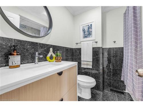 4659 Full Moon Circle, Mississauga, ON - Indoor Photo Showing Bathroom