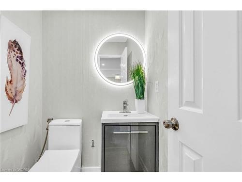 4659 Full Moon Circle, Mississauga, ON - Indoor Photo Showing Bathroom