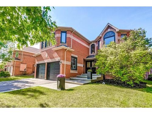 2169 Grand Ravine Drive, Oakville, ON - Outdoor