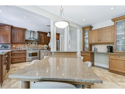 2169 Grand Ravine Drive, Oakville, ON - Indoor Photo Showing Kitchen With Upgraded Kitchen