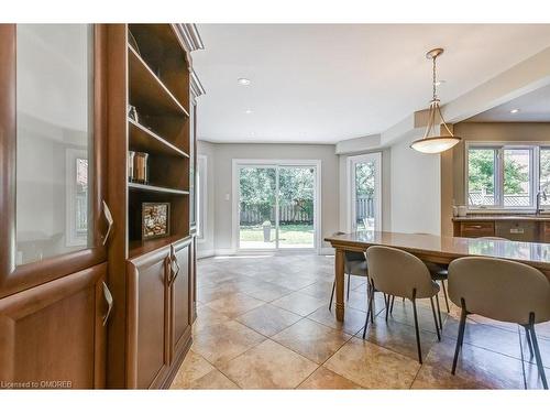 2169 Grand Ravine Drive, Oakville, ON - Indoor Photo Showing Dining Room