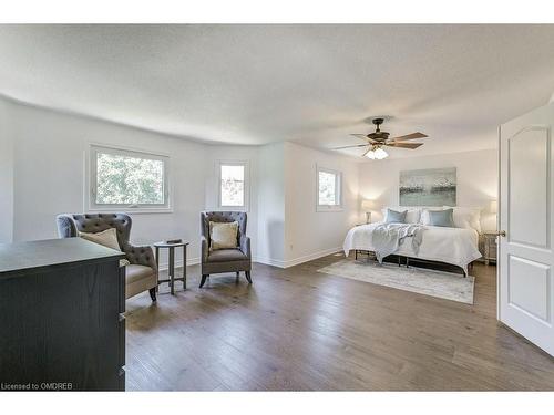 2169 Grand Ravine Drive, Oakville, ON - Indoor Photo Showing Bedroom