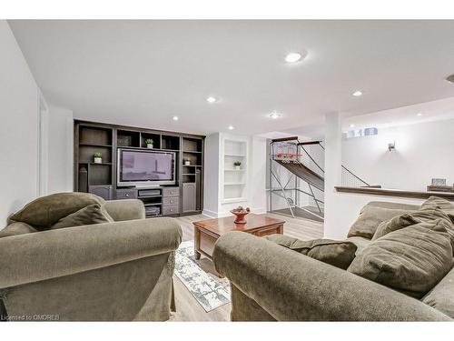 2169 Grand Ravine Drive, Oakville, ON - Indoor Photo Showing Living Room