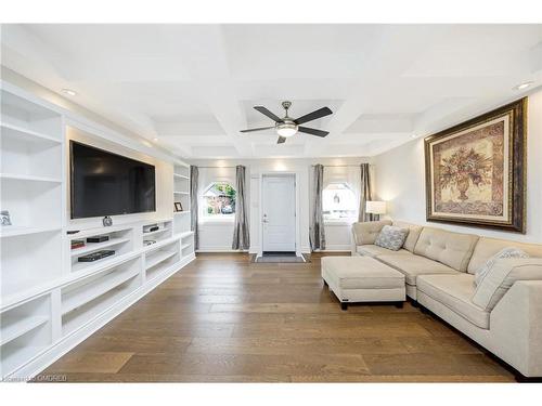 323 Kipling Avenue, Toronto, ON - Indoor Photo Showing Living Room