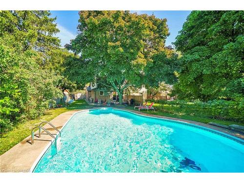 4274 Gayling Gardens, Mississauga, ON - Outdoor With In Ground Pool With Backyard