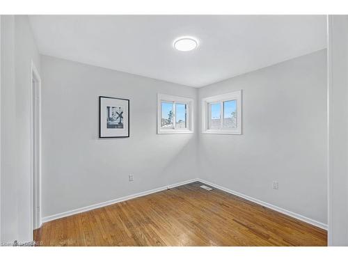 47 Endfield Avenue, Hamilton, ON - Indoor Photo Showing Other Room