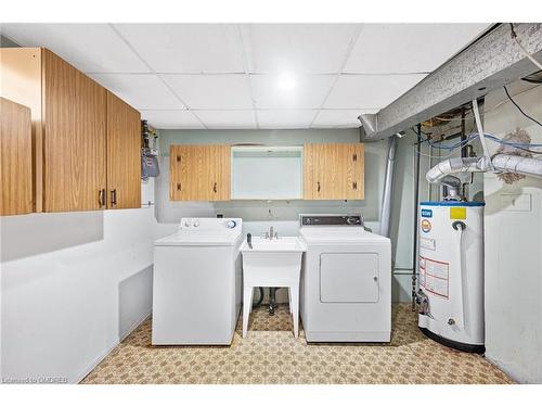 47 Endfield Avenue, Hamilton, ON - Indoor Photo Showing Laundry Room