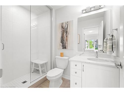 21 Overlea Drive, Brampton, ON - Indoor Photo Showing Bathroom