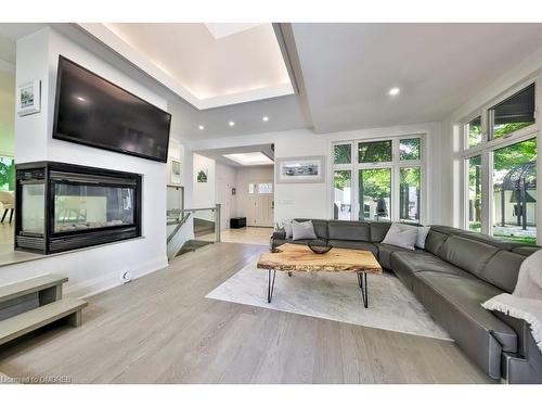 398 Winston Churchill Boulevard, Oakville, ON - Indoor Photo Showing Living Room With Fireplace