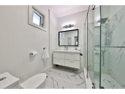 398 Winston Churchill Boulevard, Oakville, ON - Indoor Photo Showing Bathroom