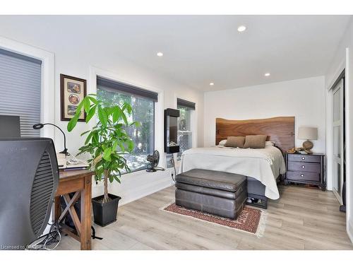 398 Winston Churchill Boulevard, Oakville, ON - Indoor Photo Showing Bedroom