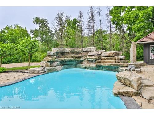 398 Winston Churchill Boulevard, Oakville, ON - Outdoor With In Ground Pool With Backyard