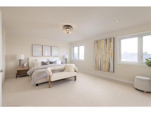 2135 Bingley Crescent, Oakville, ON - Indoor Photo Showing Bedroom