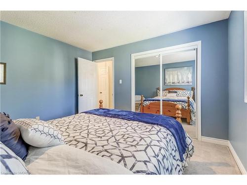 5348 Westhampton Road, Mississauga, ON - Indoor Photo Showing Bedroom