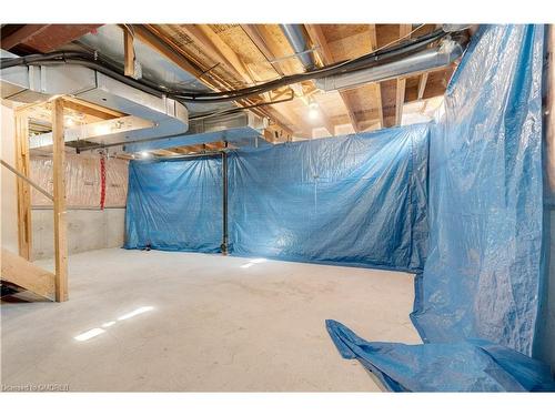 2389 Baintree Crescent, Oakville, ON - Indoor Photo Showing Basement