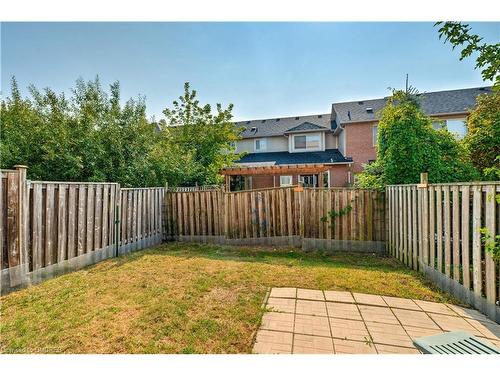 2389 Baintree Crescent, Oakville, ON - Outdoor