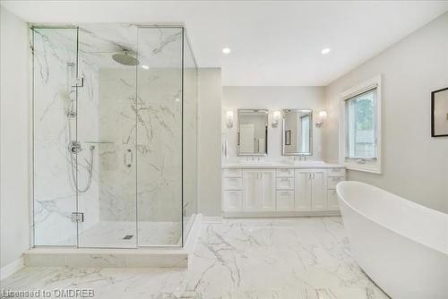 116 Whittington Place, Oakville, ON - Indoor Photo Showing Bathroom