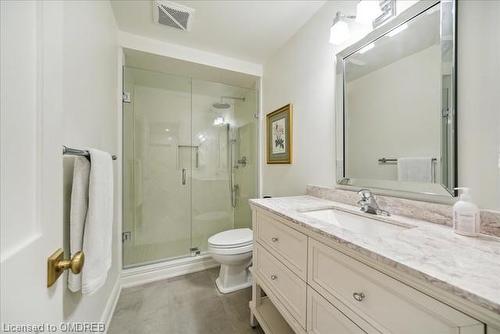 116 Whittington Place, Oakville, ON - Indoor Photo Showing Bathroom